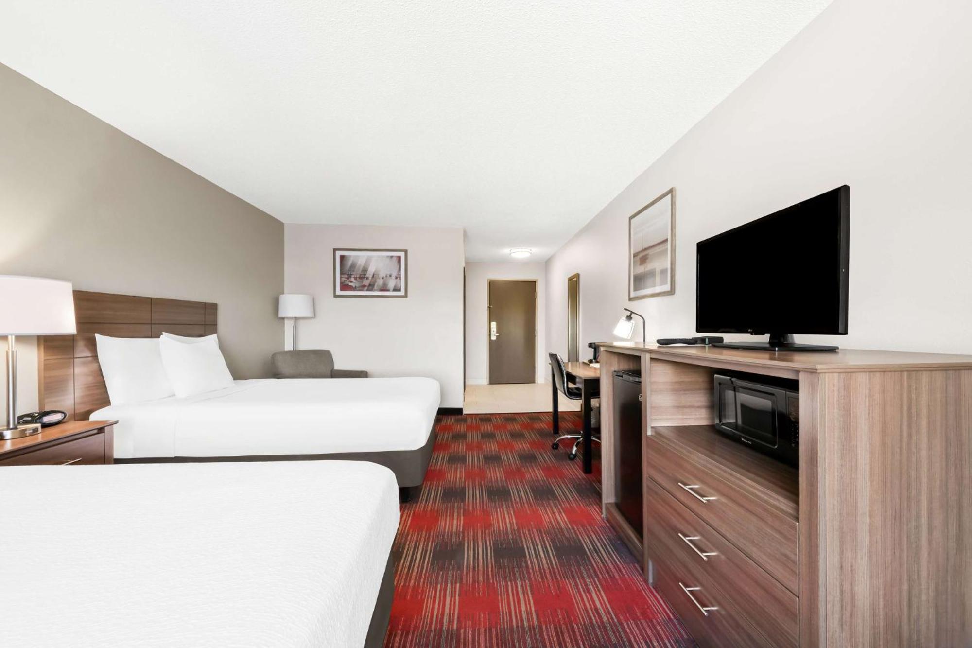Western Dartmouth-new Bedford 3* Dartmouth